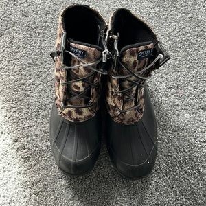 Womens Sperry Boots LEOPARD!